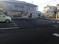 メゾンコートおおくらの駐車場