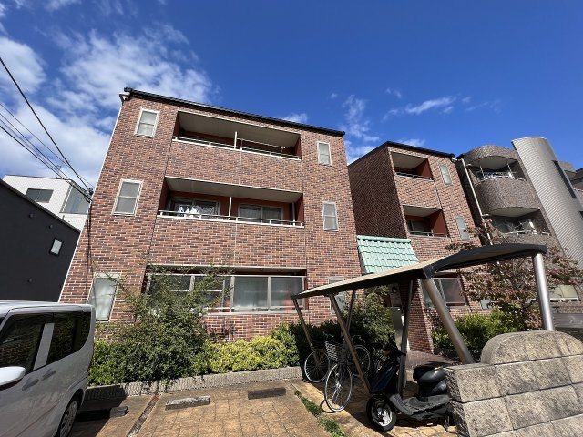 ボン・エクレールの外観