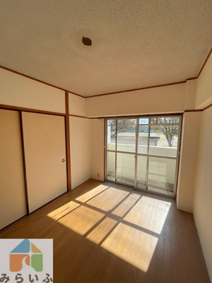 【洋室】 | 中日ビル