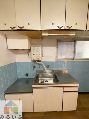 【キッチン】 | 中日ビル