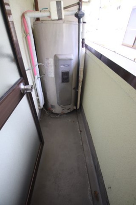 【バルコニー】 | ロイヤルクレイン汐の宮