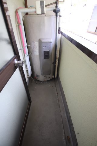 【バルコニー】 | ロイヤルクレイン汐の宮