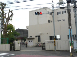 横浜市立葛野小学校まで280ｍ