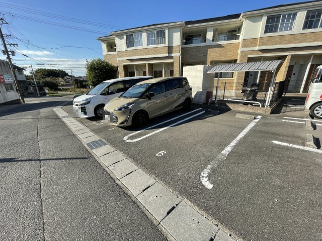 カーサ・ドマーニの駐車場