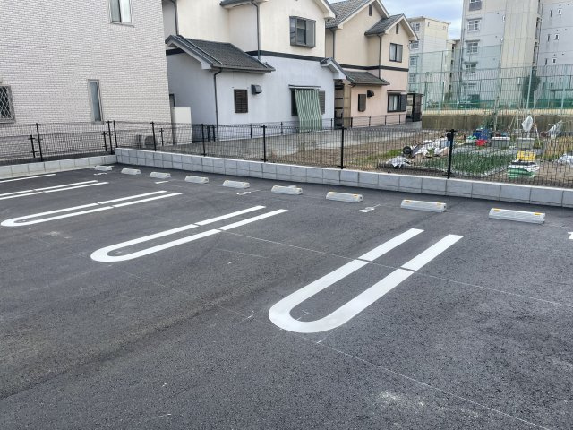 ルピナスハイムの駐車場