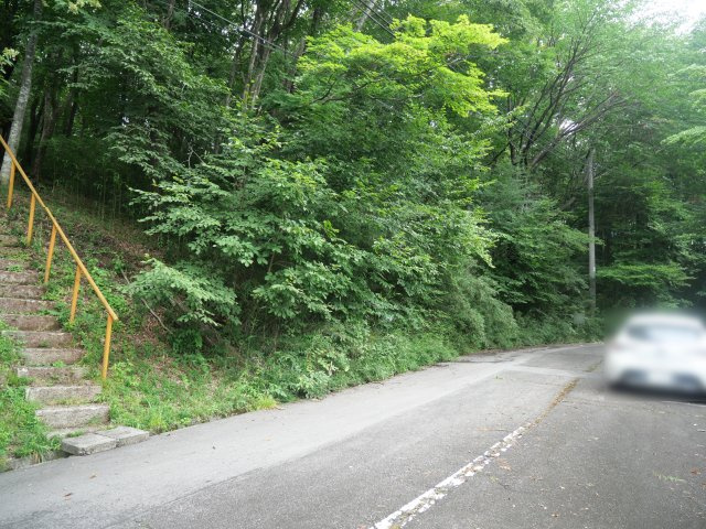 那須ハイランド②の前面道路含む現地写真