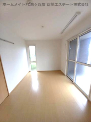 【居間・リビング】 | グランシャリオA棟 | ※イメージ　同物件別号室の写真