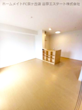 【居間・リビング】 | グランシャリオA棟 | ※イメージ　同物件別号室の写真