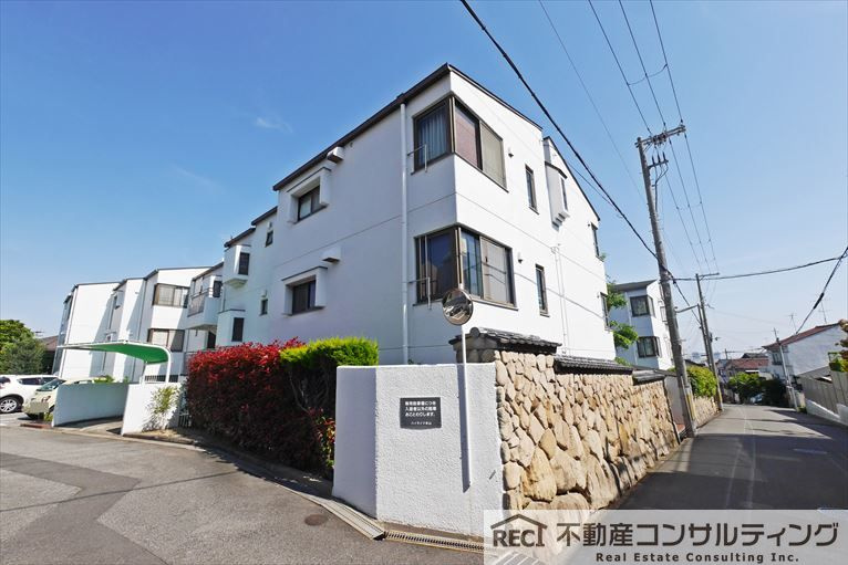 ハイライフ本山の外観