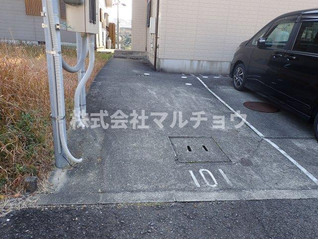 シティハイムプラージュの駐車場