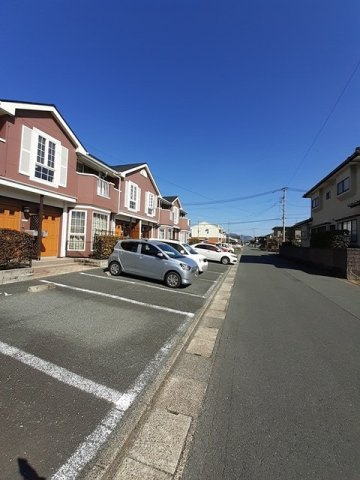 エトワールの駐車場