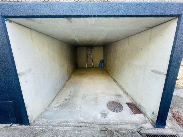 神戸市北区広陵町3丁目戸建の駐車場