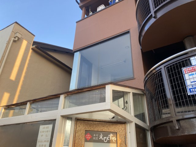 アヴァンス尼崎の外観
