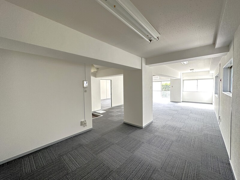 ブルジョン南青山の内装