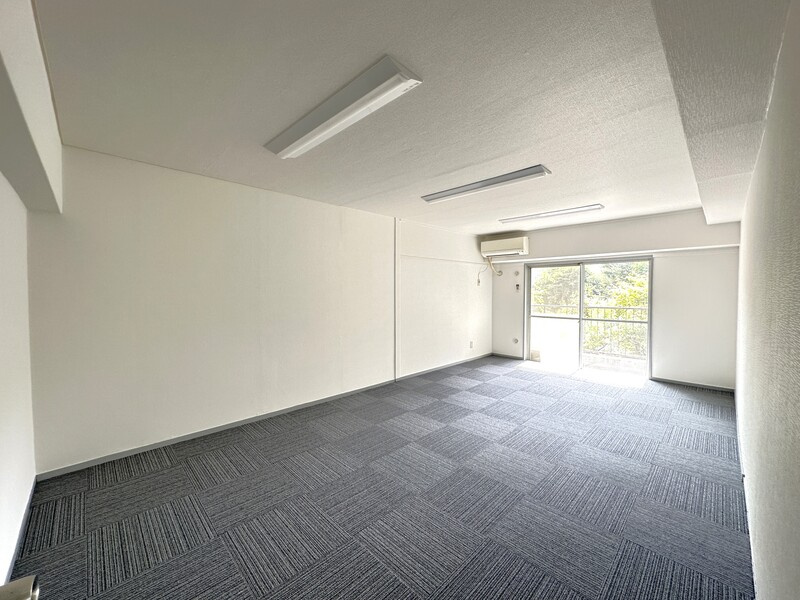 ブルジョン南青山の内装