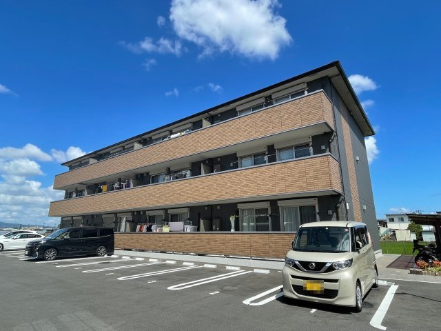 セレストの外観|おしゃれな外観です