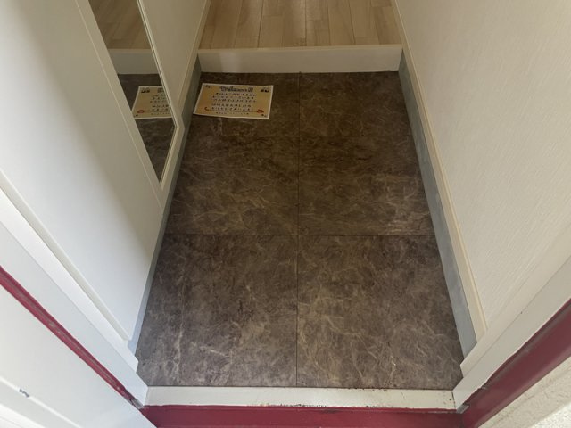 城乾ハイツの玄関