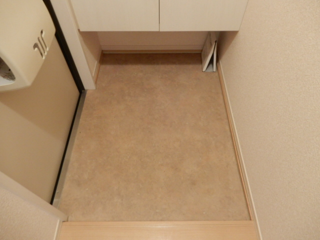 ウィルモア垂水C棟の玄関