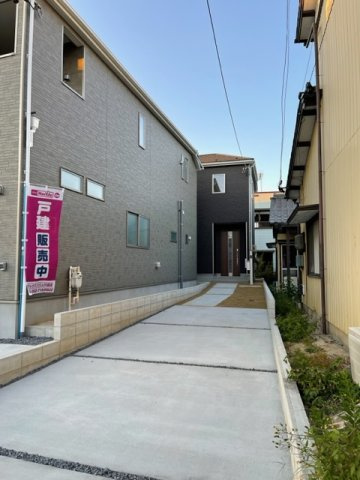知立市新林町全３棟の外観|撮影
社長の村田です！
自らプレイヤーとして営業しています
長年の経験と実績から皆様により良いマイホーム購入のご提案をいたします。
住宅ローンの不安や購入後の不安等何でもご相談ください。