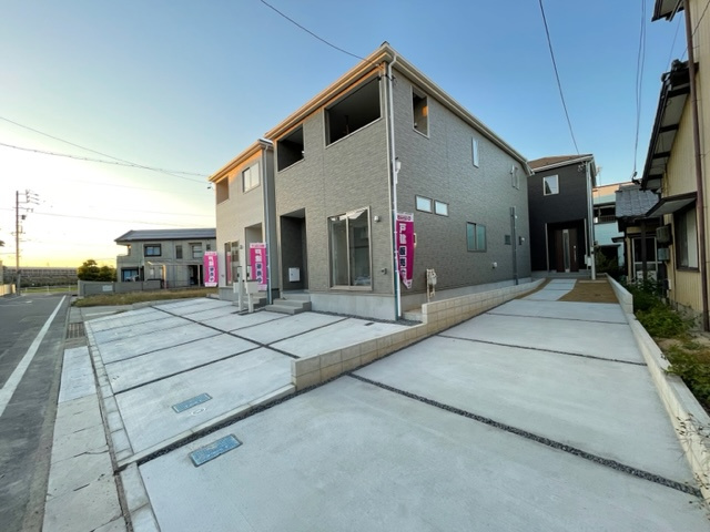 知立市新林町全３棟の外観|LINEから簡単お問合せ可能！
友達検索で@nqk7328tです！