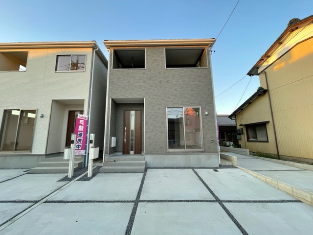 知立市新林町全３棟の外観|LINEから簡単お問合せ可能！
友達検索で@nqk7328tです！