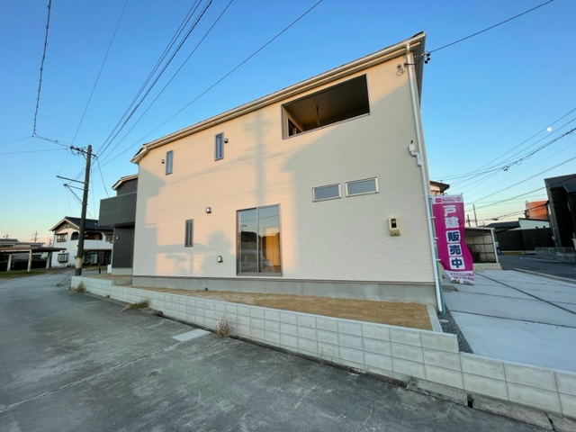 知立市新林町全３棟の外観|LINEから簡単お問合せ可能！
友達検索で@nqk7328tです！