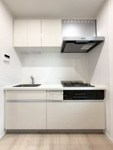 レグルス西新宿のキッチン|3口ガスシステムキッチン