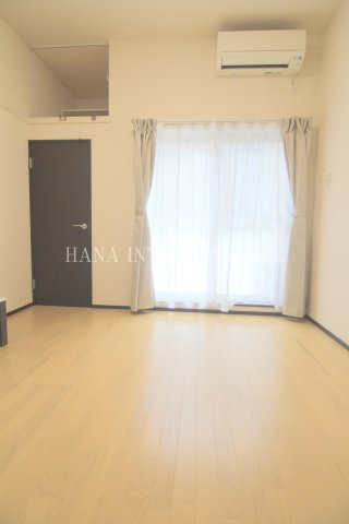 ミランダＬＵＡＮＡの居間・リビング