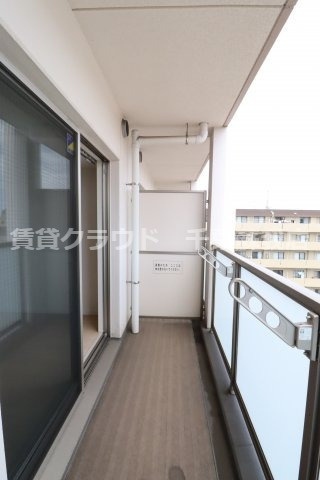 アーバンシャトー千葉のバルコニー|ゆったりとしたスペースのバルコニーです♪