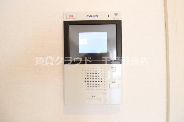 アーバンシャトー千葉のセキュリティ|オートロック連動のモニター付きインターホンです！