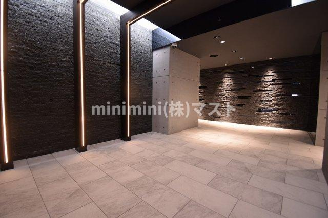 S-RESIDENCE堺筋本町Unoのロビー