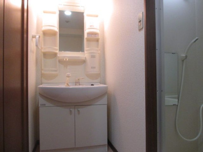 【独立洗面台】 | メゾンア・ラ・モード | 別号室の写真になります。現況優先。