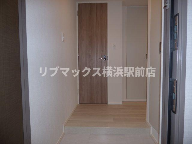 【玄関】パークアクシス横浜阪東橋