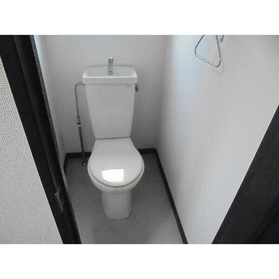 【トイレ】 | ライオンズマンション大博通り | 別号室の写真になります。現況優先。