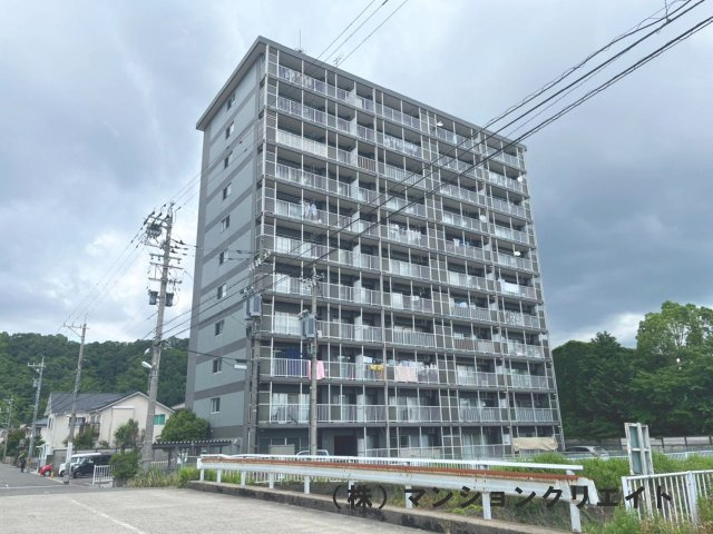 セシーズ福井越前花堂の外観