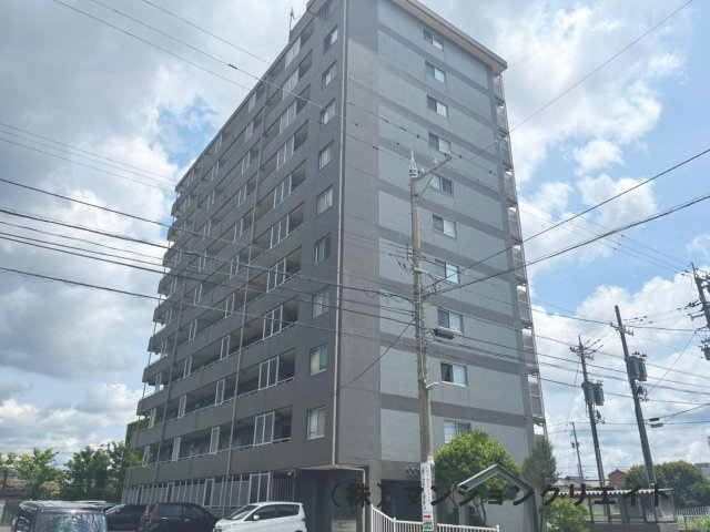 セシーズ福井越前花堂の外観