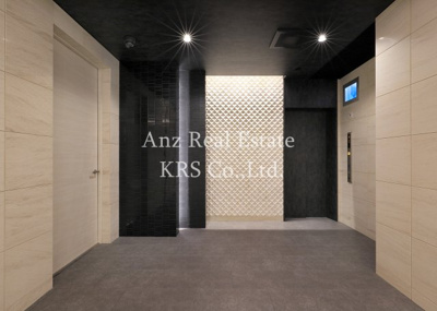 【ロビー】 | レオンコンフォート九条ガレリア | モニター付きのエレベーターで安心♪