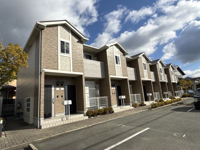 ロイヤルシャトーＭの外観