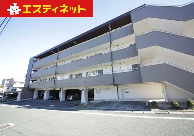 ヤマニハウスの外観