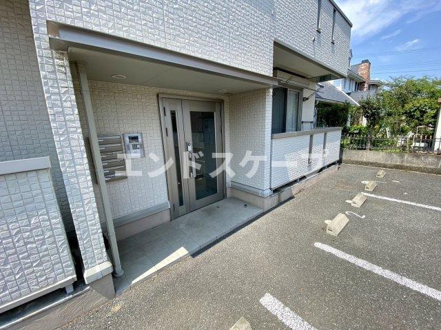 ヴェラハイツＭのエントランス|高崎、前橋エリアのお部屋探しはエンドスケープまで！お客様の理想お聞かせ下さい♪