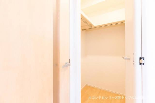 メゾン　ド　クレールの収納