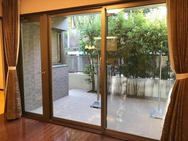 ビ・ウェルMASTERS鷹匠町の居間・リビング