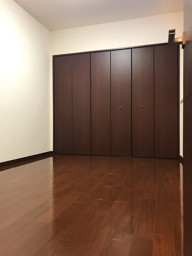 ビ・ウェルMASTERS鷹匠町の洋室