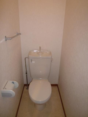 【トイレ】 | ピュアハイム | 別号室の写真になります。現況優先。