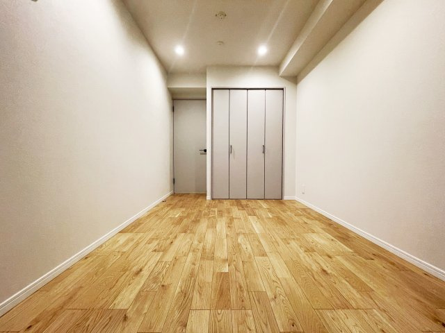 【洋室】 | ユニーブル新宿西 10F