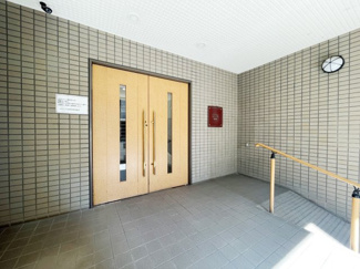 【エントランス】