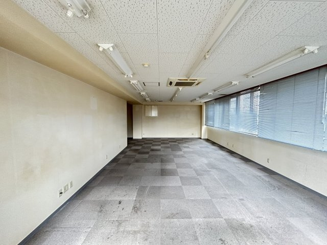 岸田ビルの内装
