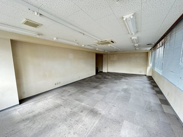 岸田ビルの内装