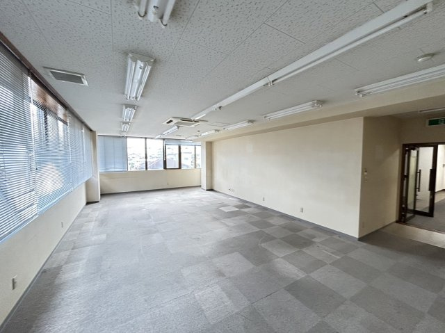 岸田ビルの内装