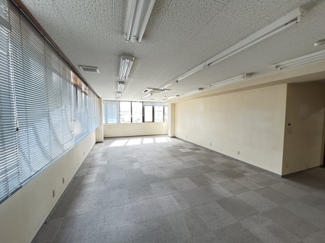 岸田ビルの内装